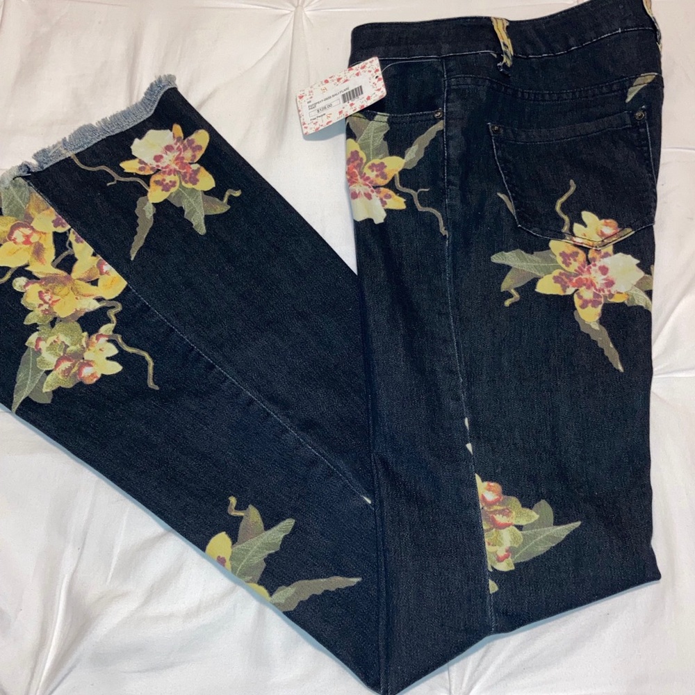Free People Flare Jeans...Size 28